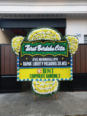 Papan Bunga Duka di Wringinanom