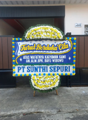 Papan Bunga Duka di Wringinanom